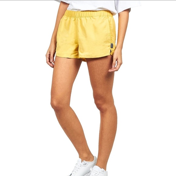 Patagonia
Barely Baggies Shorts (Surfboard Yellow) size S - Picture 1 of 11